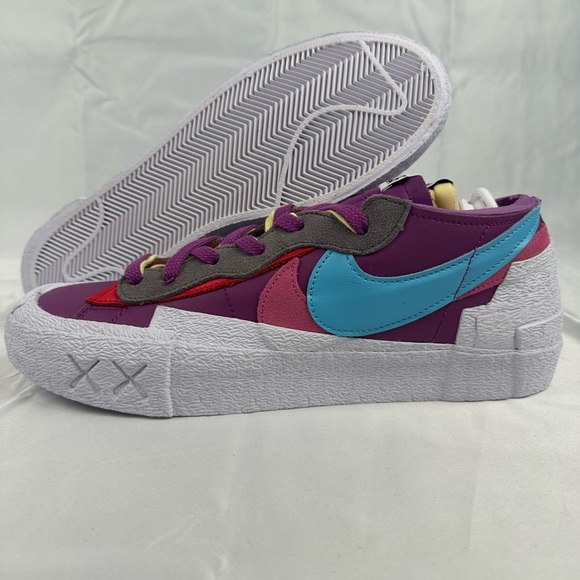 Nike Blazer Low Sacai Kaws - Picture 5 of 9